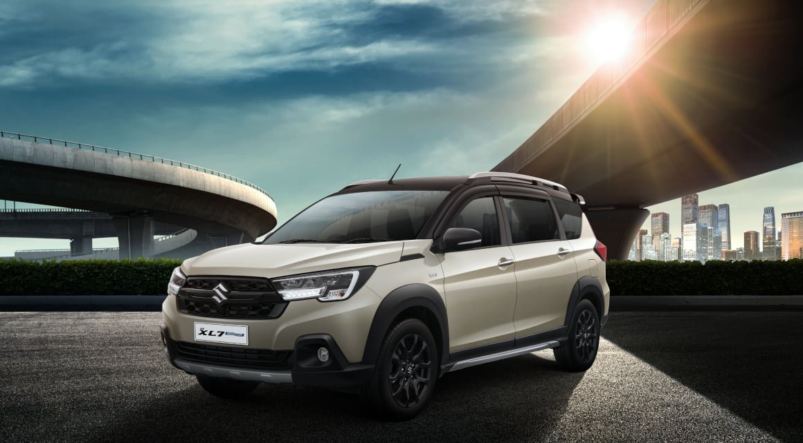 Suzuki Resmi Meluncurkan New XL7 Hybrid 2 product-view