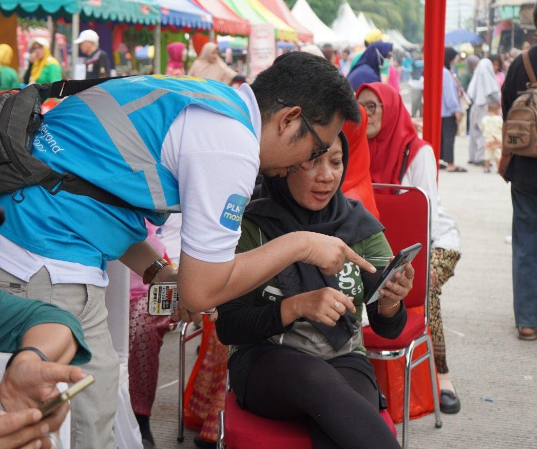 PLN Mobile Menyapa Warga Cempaka Putih 3 WhatsApp Image 2024 11 25 at 08.53.18 bb31b0ec