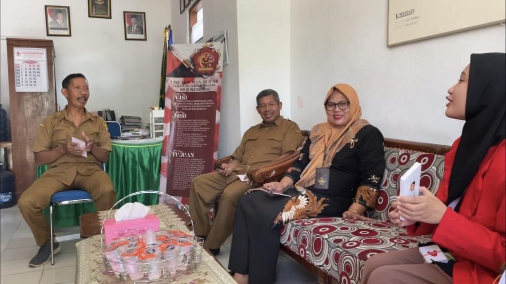 FUNLINGO - APE Demi Tingkatkan Kualitas Pengajaran di SDN Mojokembang 2 IMG 20250118 021704