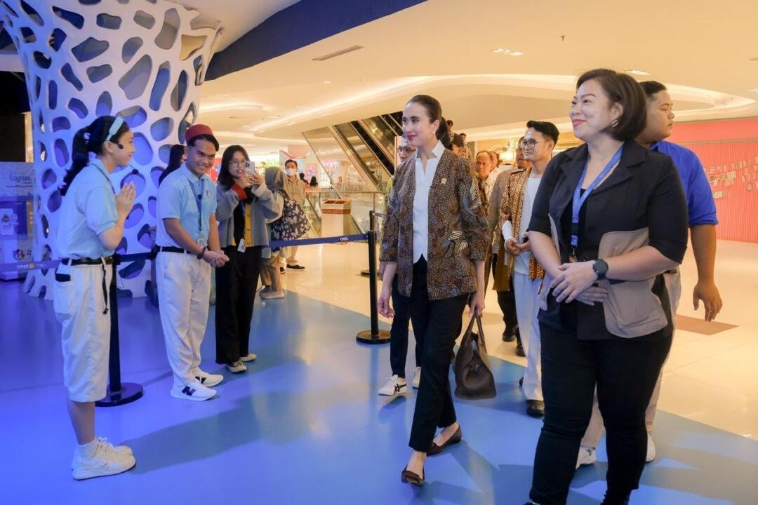 Jakarta AQuarium Safari