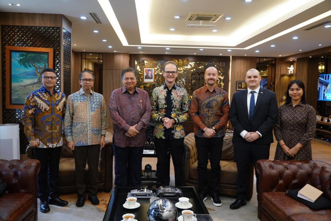 Menko Airlangga Bertemu Dubes Inggris: Bahas Penguatan Kemitraan Ekonomi dan Isu Strategis Global 4 Airlangga