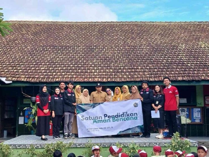 Maharesigana bersama PMM UMM Kelompok 28 Gelombang 8: Peningkatan Pemahaman Mitigasi Bencana pada Usia Dini 3 maharesigana 2